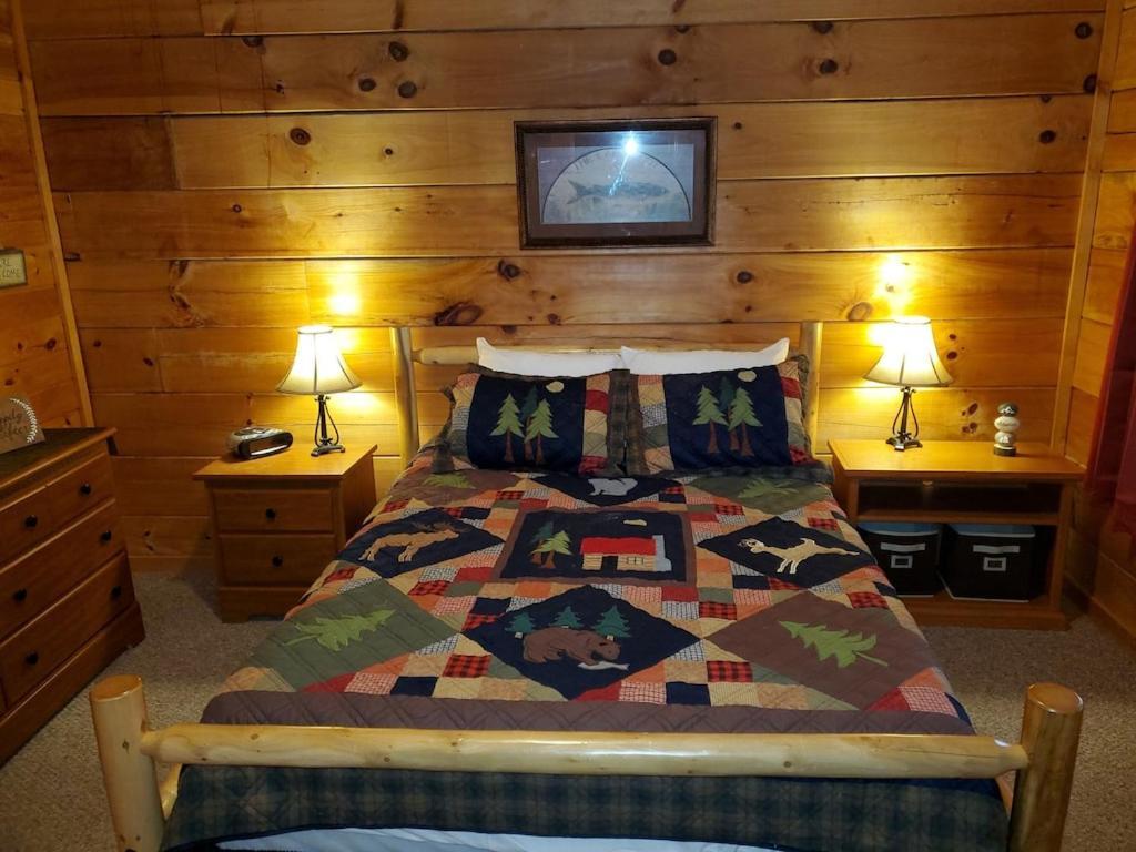 Story Brook: Beautiful True Log Cabin! Close To Dollywood, State Park, And More! Sevierville Eksteriør billede