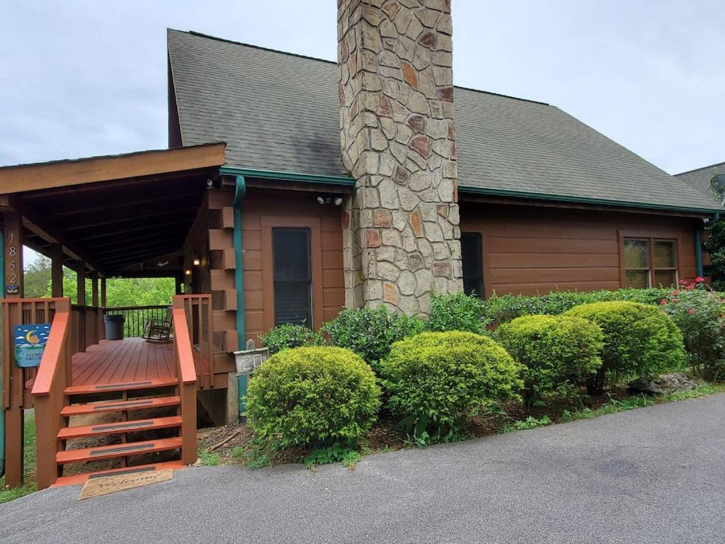 Story Brook: Beautiful True Log Cabin! Close To Dollywood, State Park, And More! Sevierville Eksteriør billede